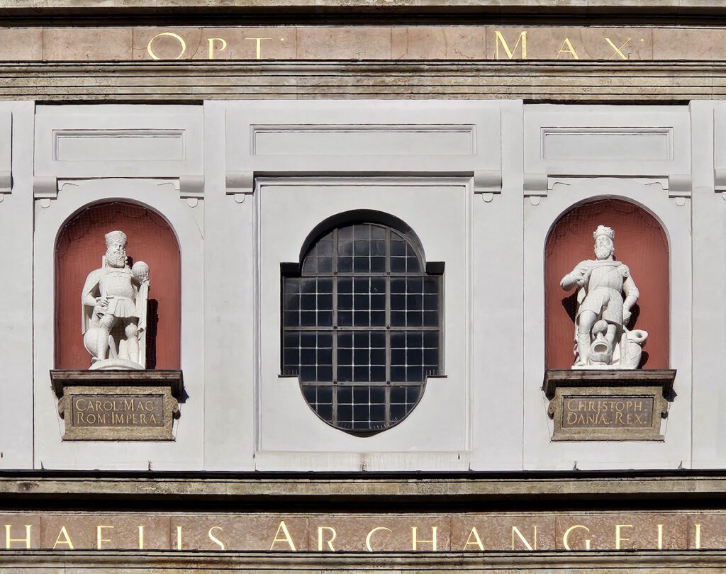 Fassade der Michaelskirche