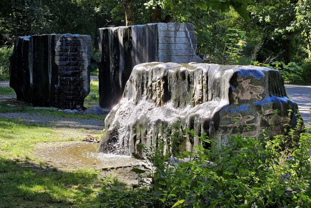 Makoto Fujiwara: Guten-Tag-Brunnen