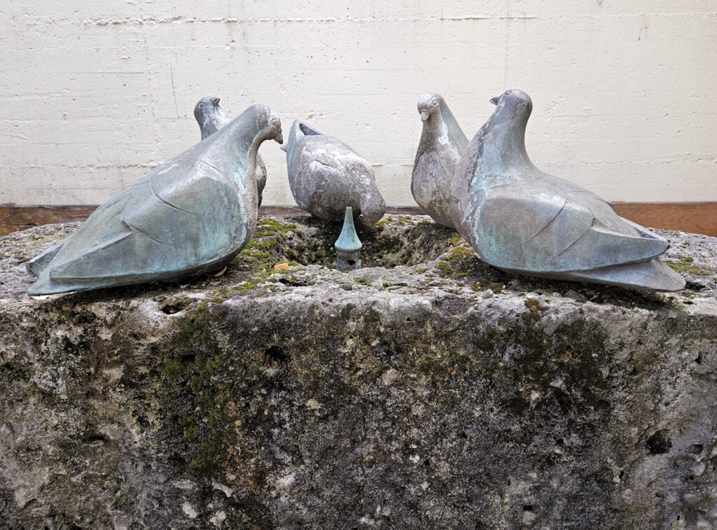 Rolf Nida-Rümelin: Tauben-Brunnen