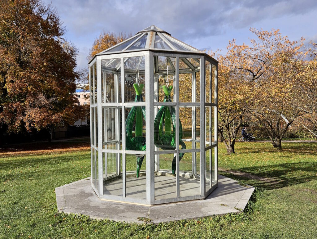 Kunstwerk von Raimund Kummer im Petuelpark