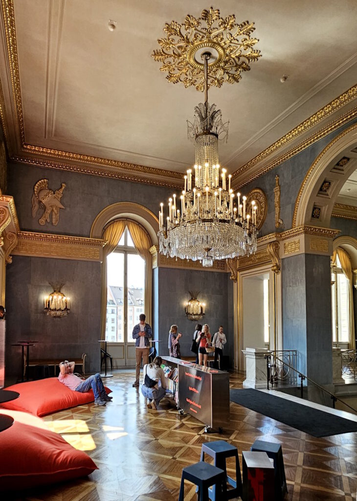 Apollon Foyers in der Staatsoper