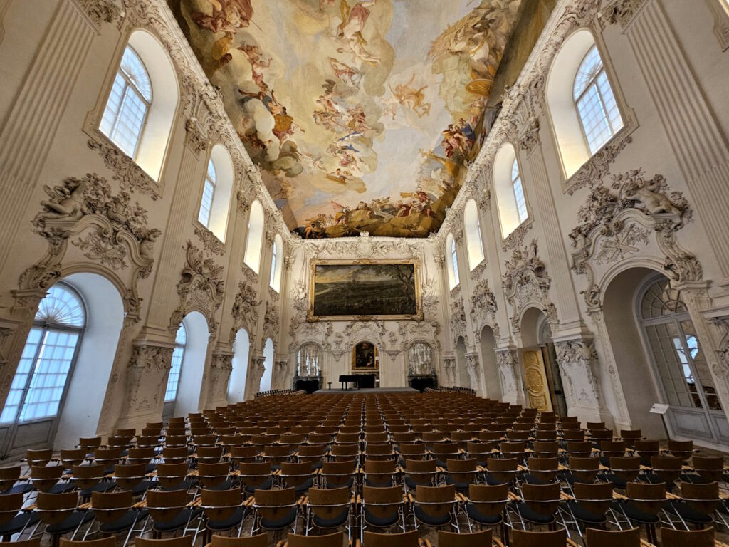 Neues Schloss: Großer Saal