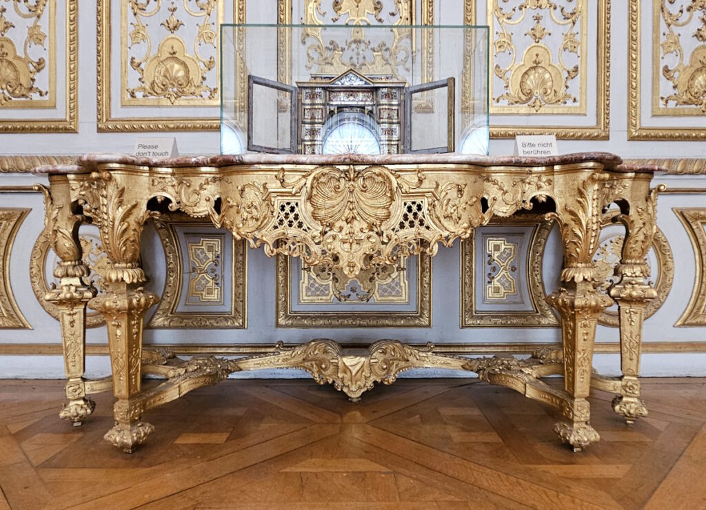 Neues Schloss: Viktoriensaal