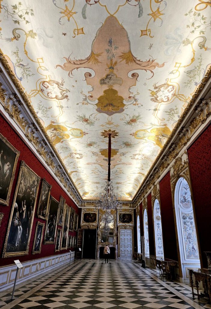 Neues Schloss: Große Galerie