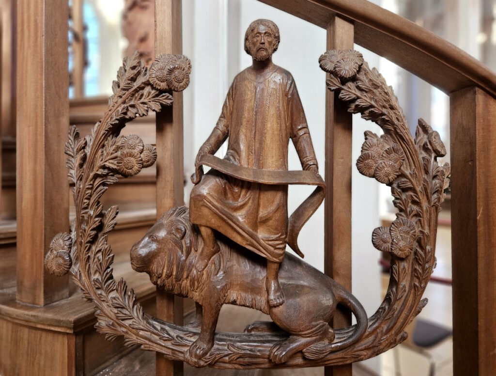 Heilig-Geist-Kirche Kanzel