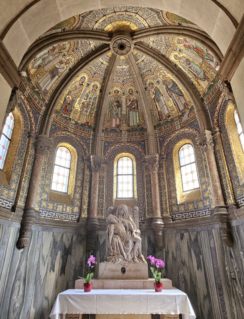 St. Benno Seitenkapelle