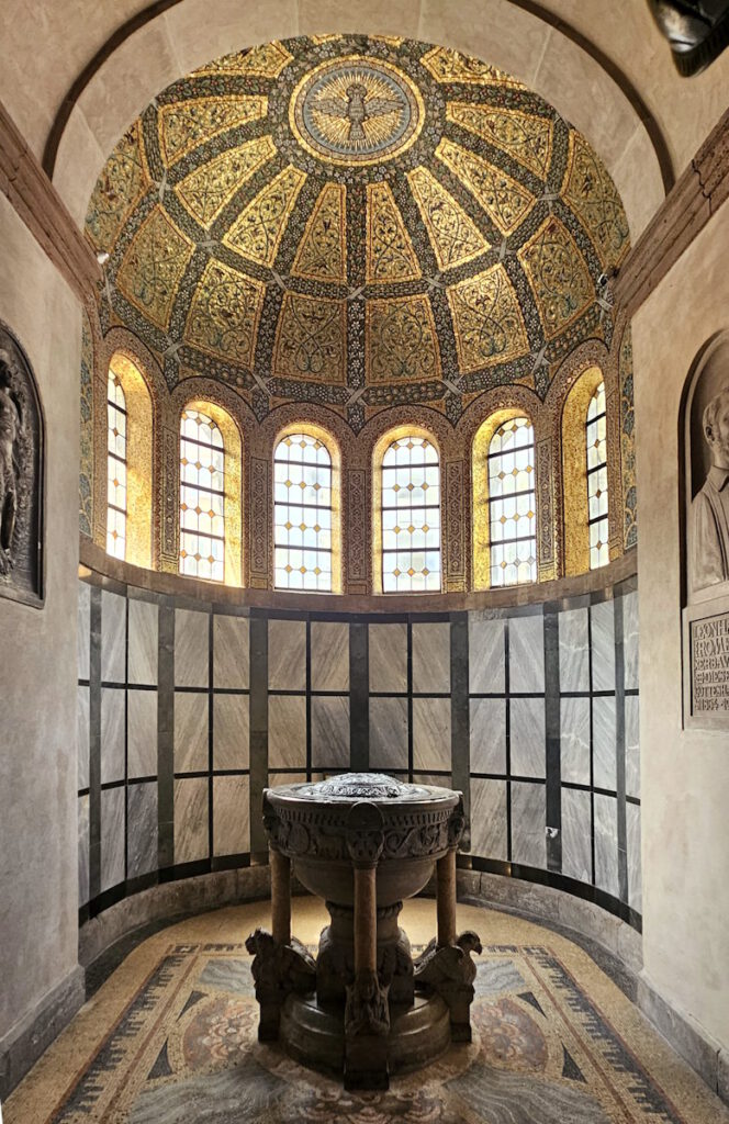 St. Benno Seitenkapelle