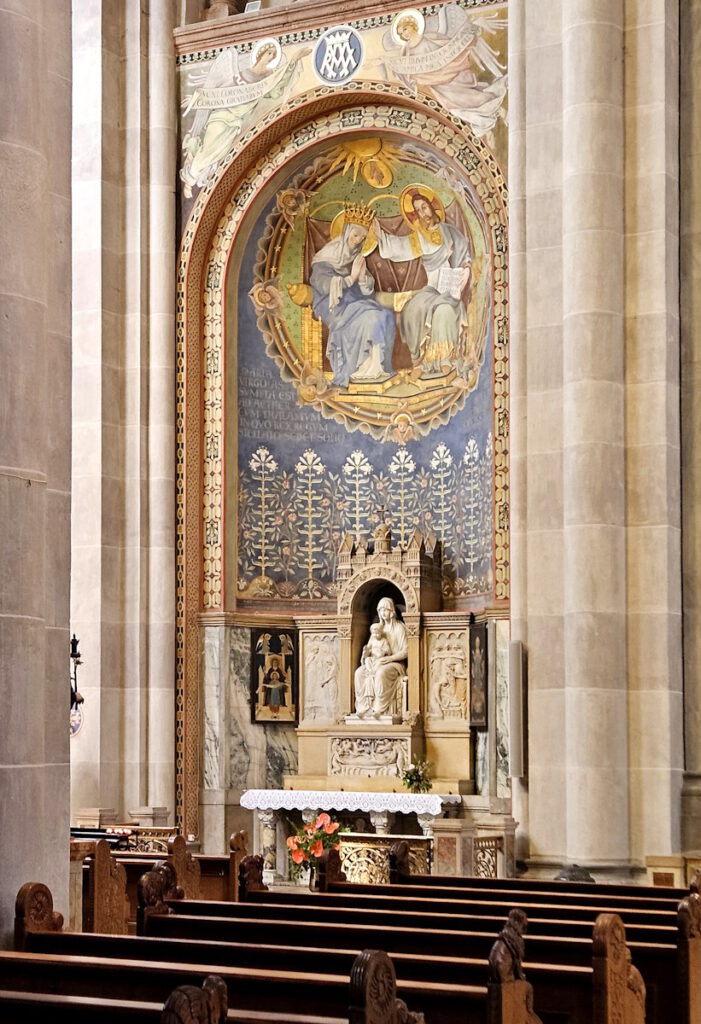 St. Benno Seitenaltar links