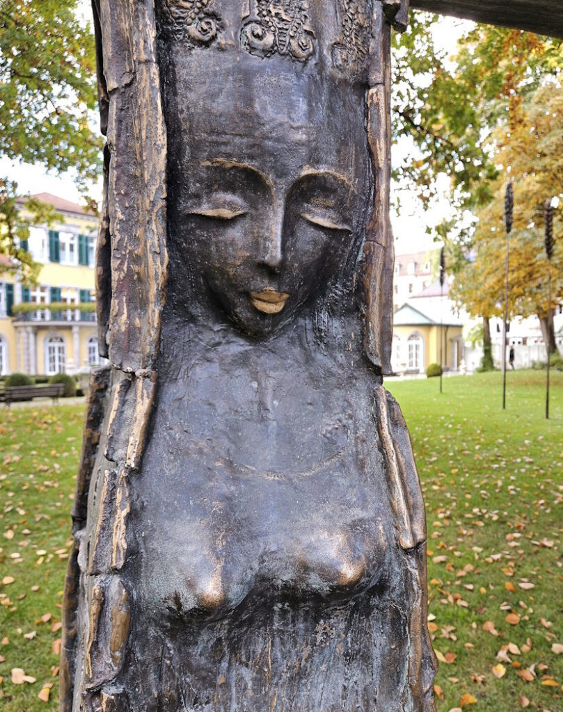 Antje Tesche-Mentzen: Bronzeportal