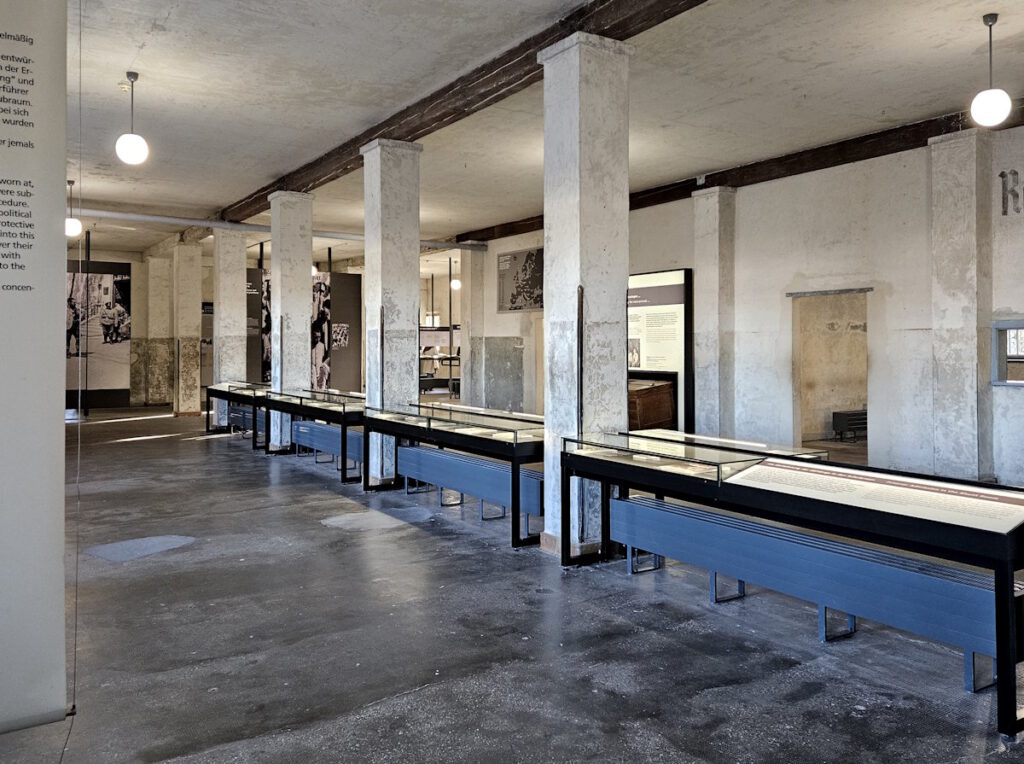 Dauerausstellung Gedenkstätte Dachau