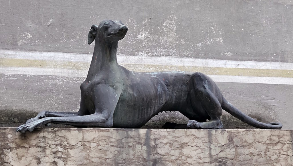 Hans Wimmer Windspiel Ludwigstraße 11