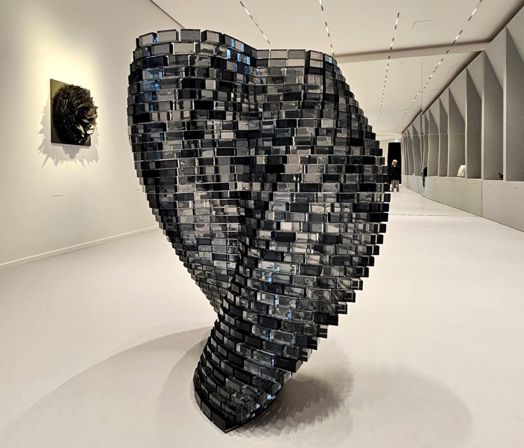 Shirazeh Houshlary: Alar