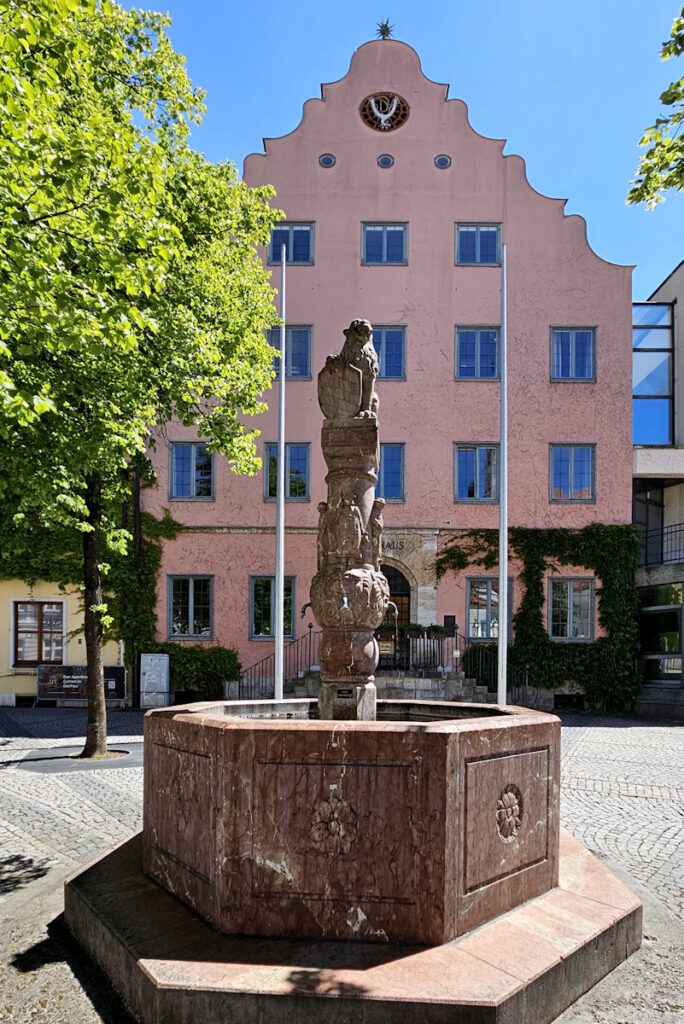 Taschner-Brunnen Rathaus Dachau