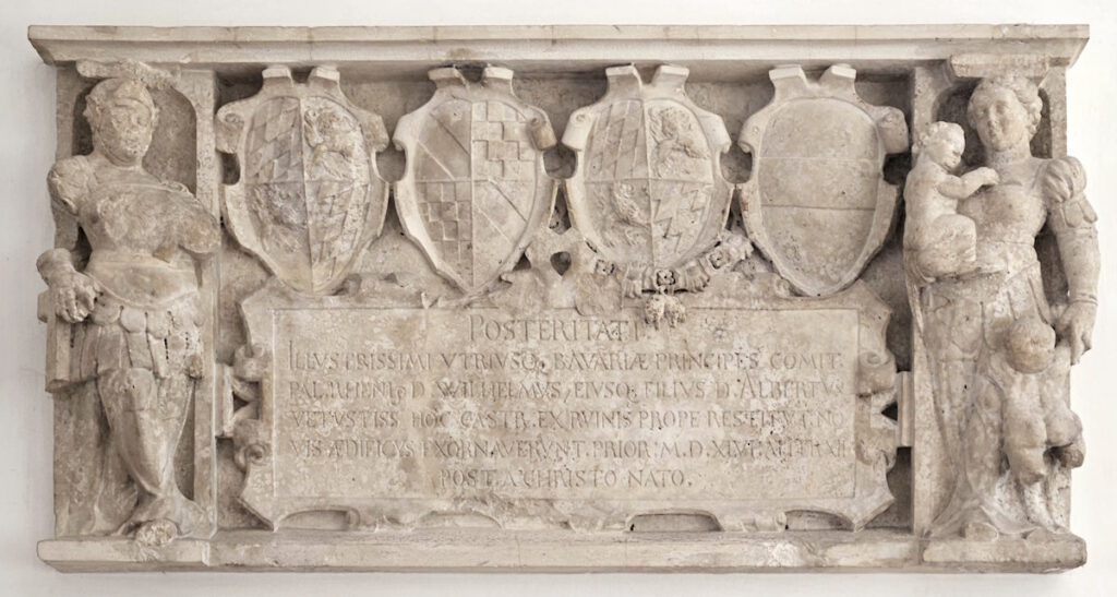 Relief im Treppenhaus