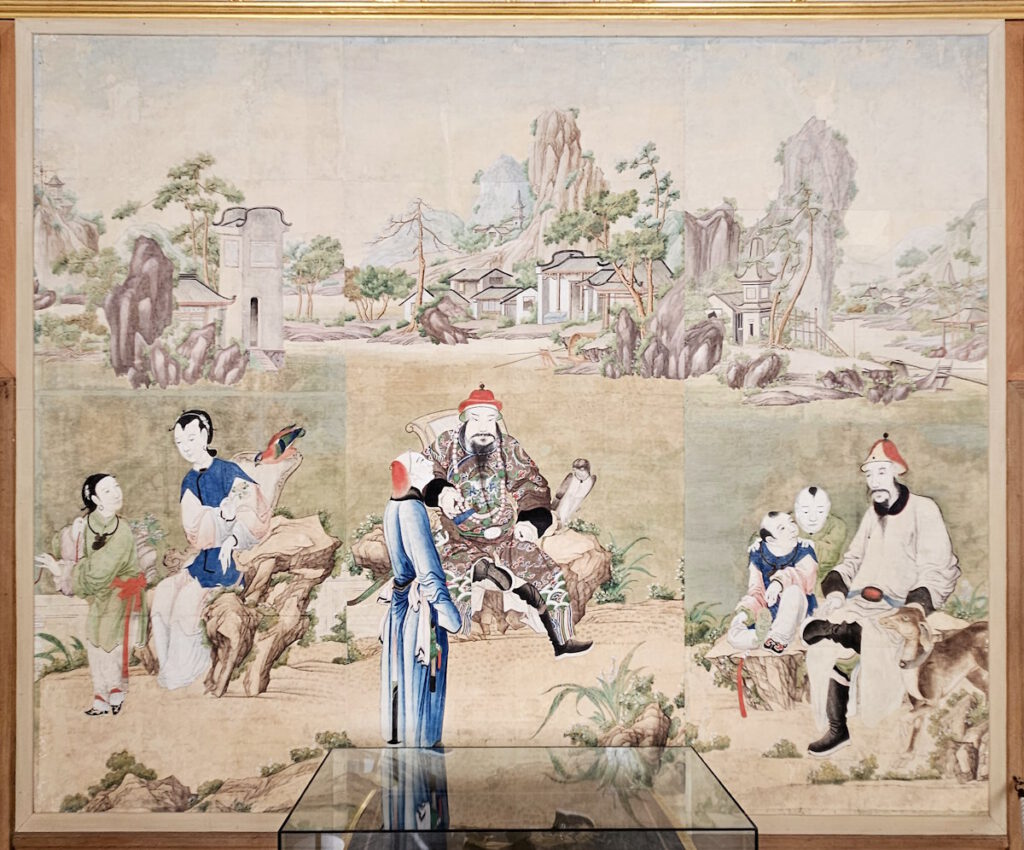 Badenburg Wohnraum mit chinesischer Tapete